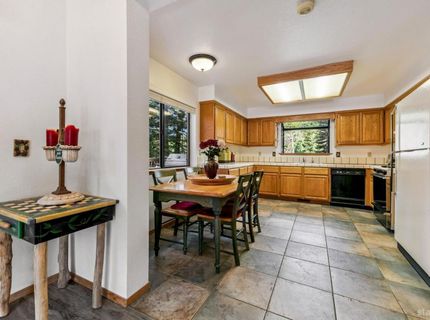 1531 Cree Street, South Lake Tahoe, CA 96150 Photo