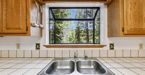 1531 Cree Street, South Lake Tahoe, CA 96150 Photo