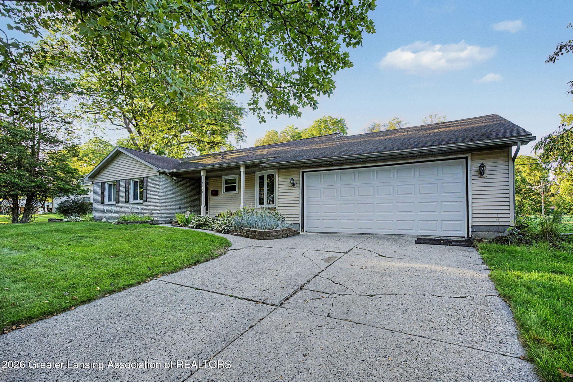 3801 Inverary Drive, Lansing, MI 48911 Main Photo