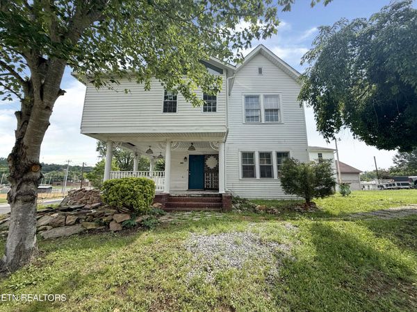 406 Church Ave, Rocky Top, TN 37769