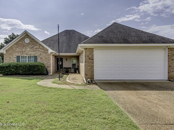 301 Patrick Farms Drive, Pearl, MS 39208