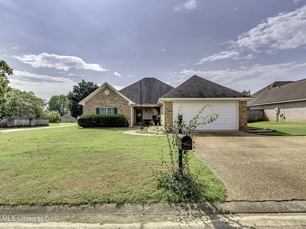 301 Patrick Farms Drive, Pearl, MS 39208