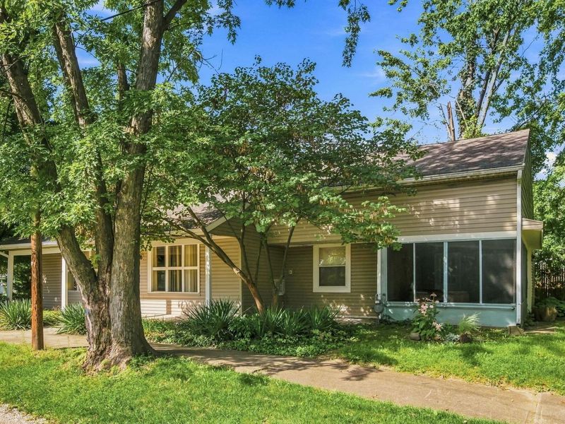 236 W Heffner Street , Delaware, OH 43015 Photo 3