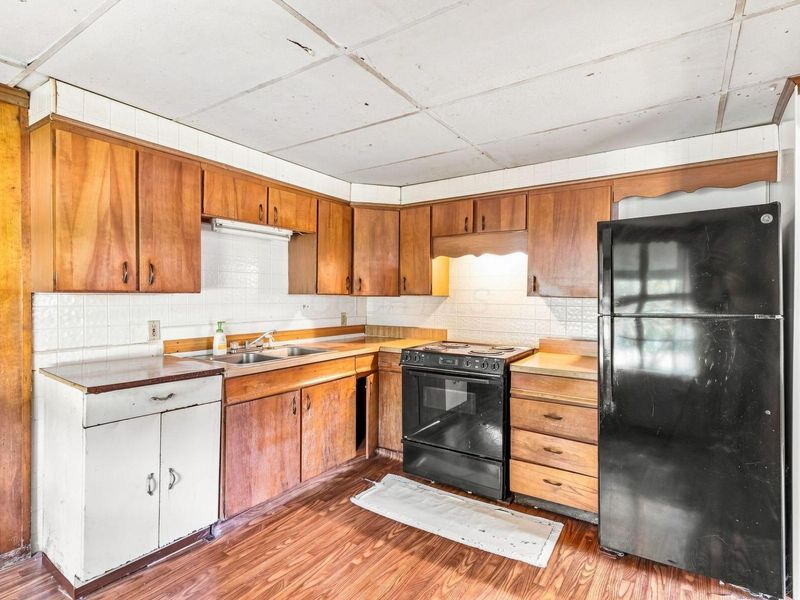 236 W Heffner Street , Delaware, OH 43015 Photo 8