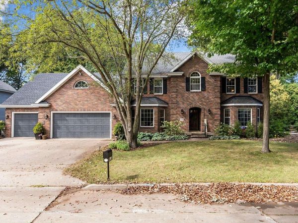 918 E KRAMER LANE, Appleton, WI 54915