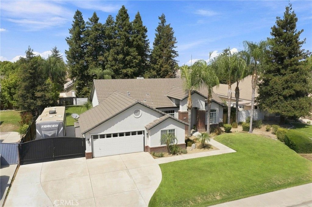15618 Clarisse Street, Bakersfield, CA 93314 Main Photo