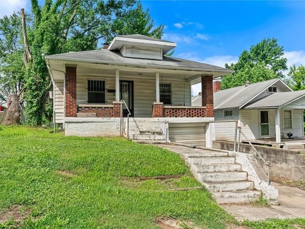 532 Blue Ridge Boulevard, Kansas City, MO 64125