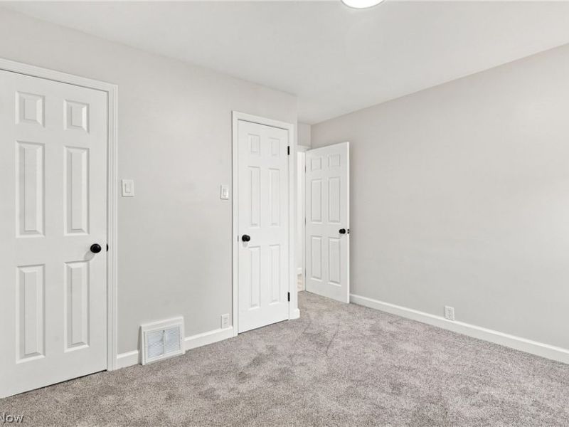 9041 Prospect Road, Strongsville, OH 44149 Photo 19