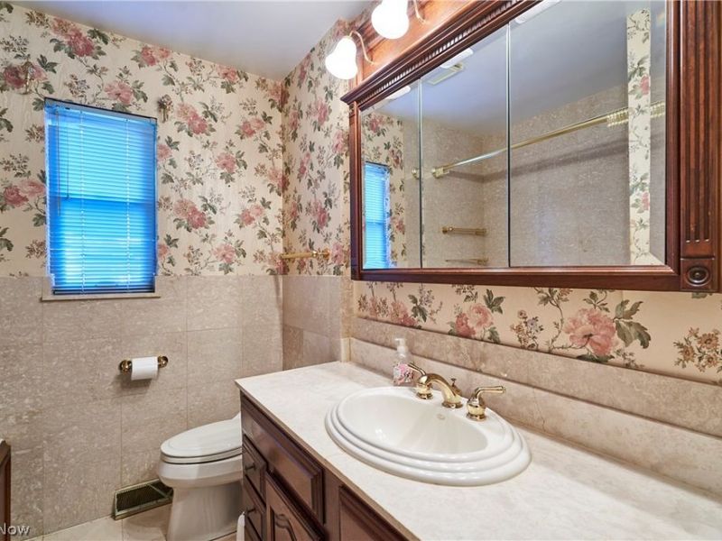 1170 N Plainview Drive, Copley, OH 44321 Photo 13