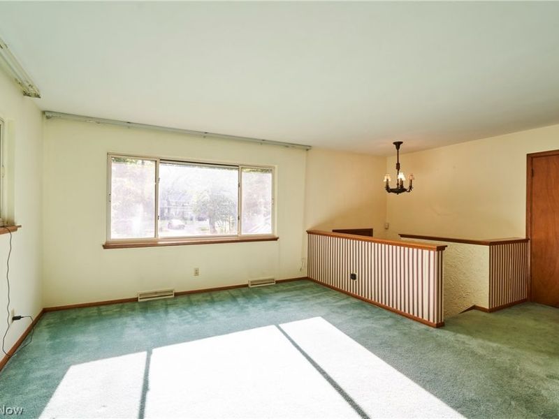 1170 N Plainview Drive, Copley, OH 44321 Photo 3