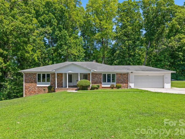 233 Laburn Avenue , Charlotte, NC 28214