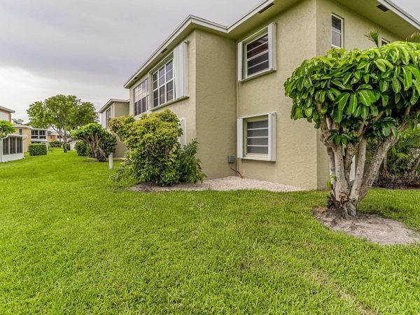 2460 Juniper Drive, Unit 201, Delray Beach, FL 33445