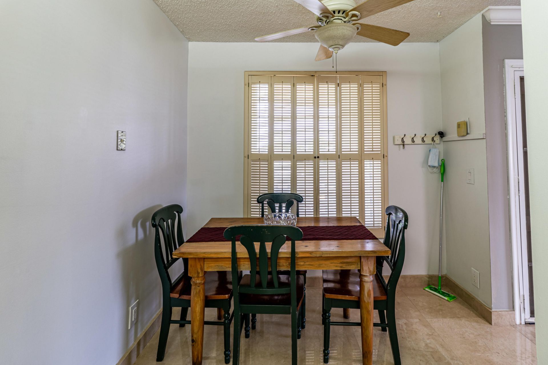 2460 Juniper Drive, Unit 201, Delray Beach, FL 33445 Photo