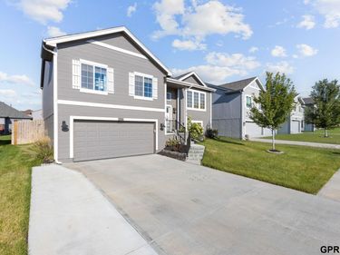 7814 N 84Th Street, Omaha, NE 68122