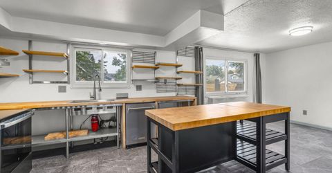 1125 E Huffaker Lane, Reno, NV 89511 Photo
