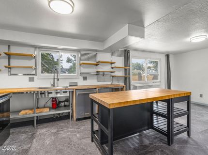 1125 E Huffaker Lane, Reno, NV 89511 Photo