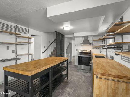 1125 E Huffaker Lane, Reno, NV 89511 Photo