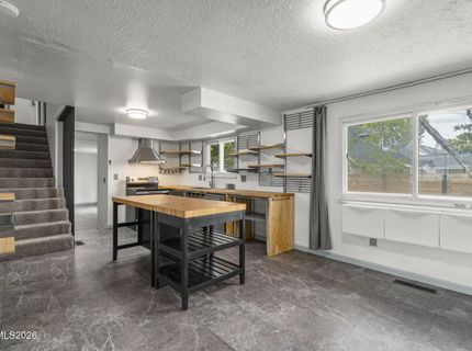 1125 E Huffaker Lane, Reno, NV 89511 Photo