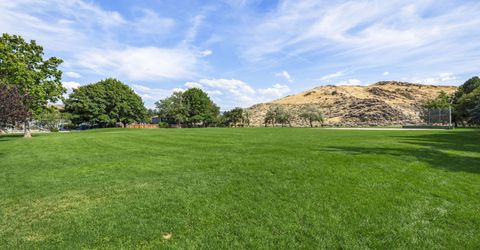 1125 E Huffaker Lane, Reno, NV 89511 Photo