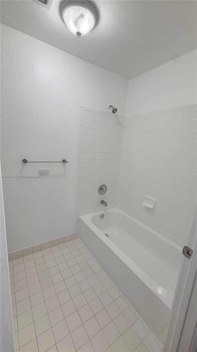 14014 SW 93rd Ln , Unit 14014, Miami, FL 33186 Photo