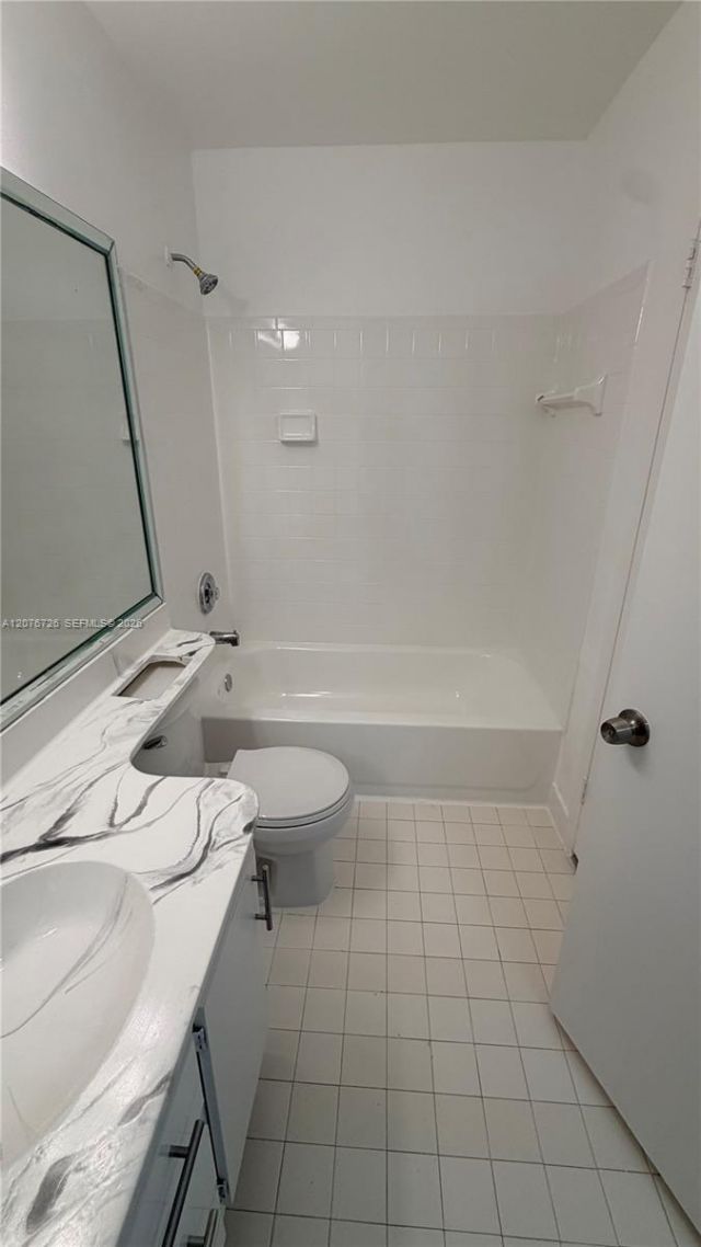 14014 SW 93rd Ln , Unit 14014, Miami, FL 33186 Photo