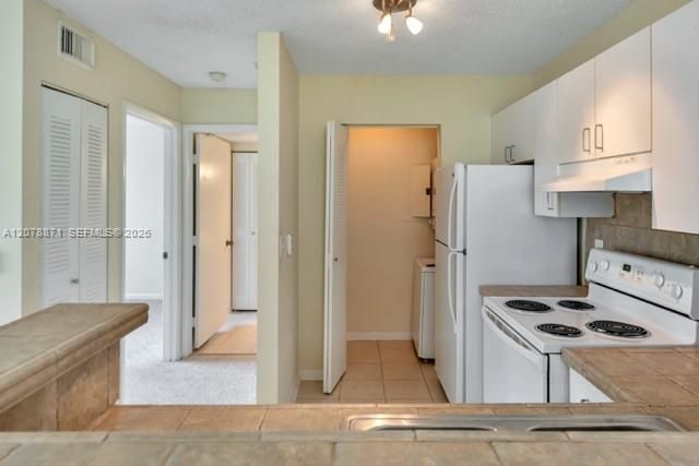 1749 Village Blvd, Unit 102, West Palm Beach, FL 33409 Photo