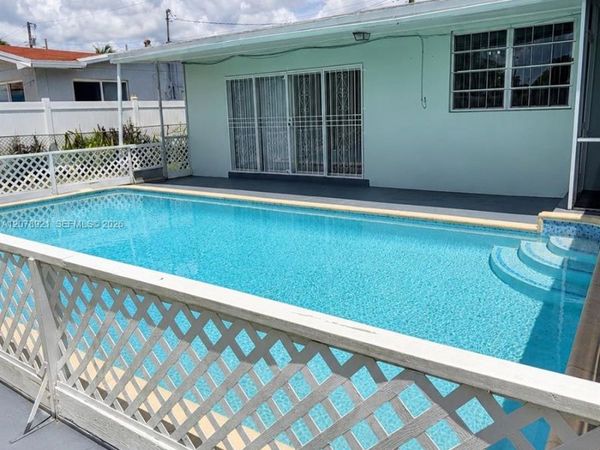 1820 NW 172nd Ter , Miami Gardens, FL 33056