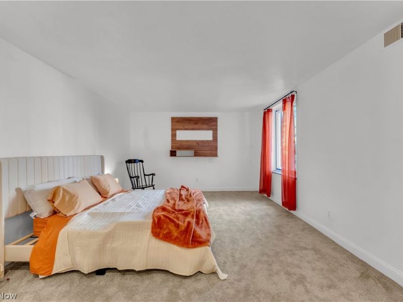 19425 Van Aken Boulevard, Unit 207, Shaker Heights, OH 44122 Photo 19