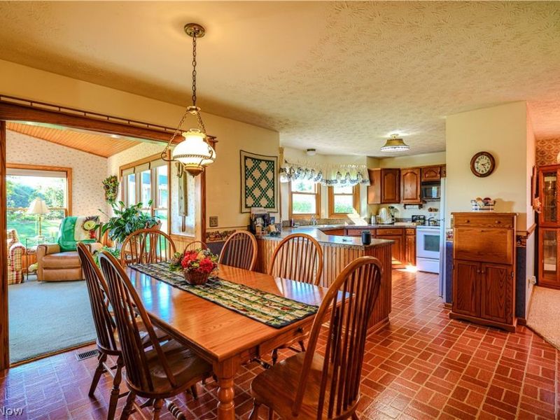 3475 Swallen Avenue, Louisville, OH 44641 Photo 12