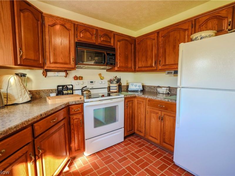 3475 Swallen Avenue, Louisville, OH 44641 Photo 16