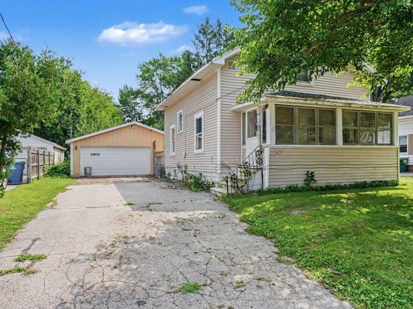 423 N 14th Street, Niles, MI 49120