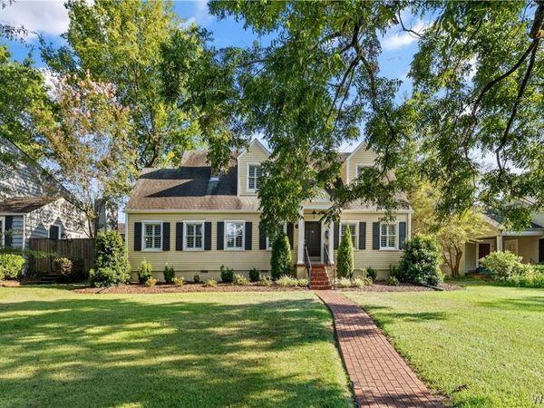 8 N Pinehurst Drive, Tuscaloosa, AL 35401