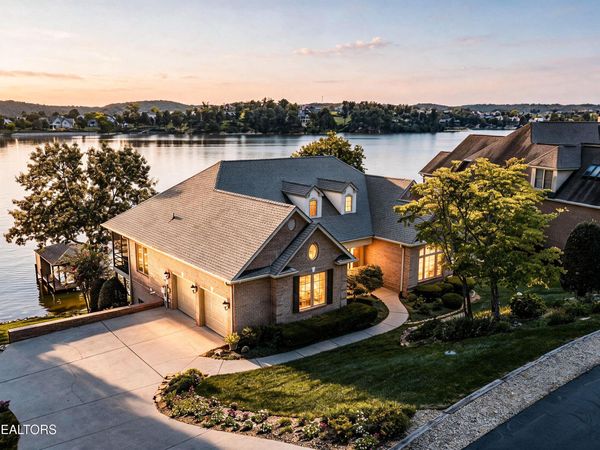120 Coyatee Point Drive, Loudon, TN 37774