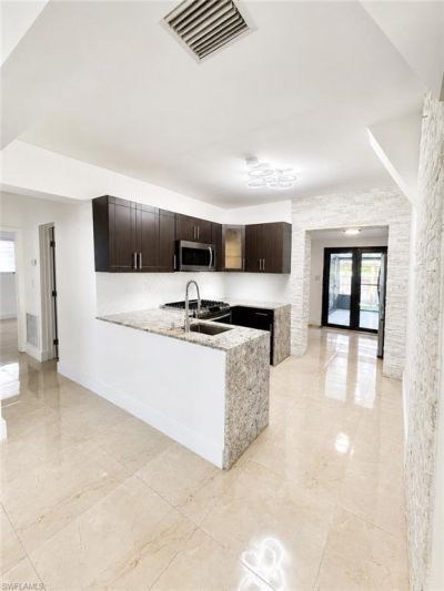 4590 E 9th Ln, Hialeah, FL 33013 Photo