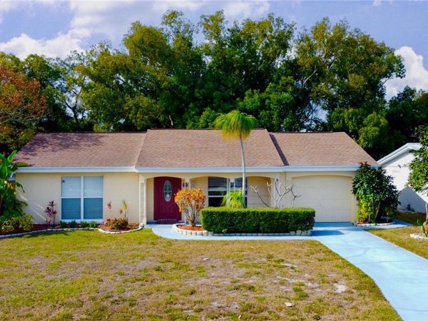 4333 NEWBURY DRIVE , NEW PORT RICHEY, FL 34652