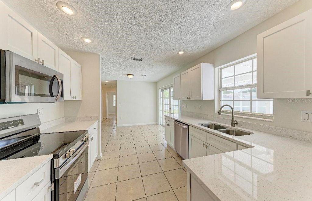 3207 19th Avenue W, Bradenton, FL 34205 Photo