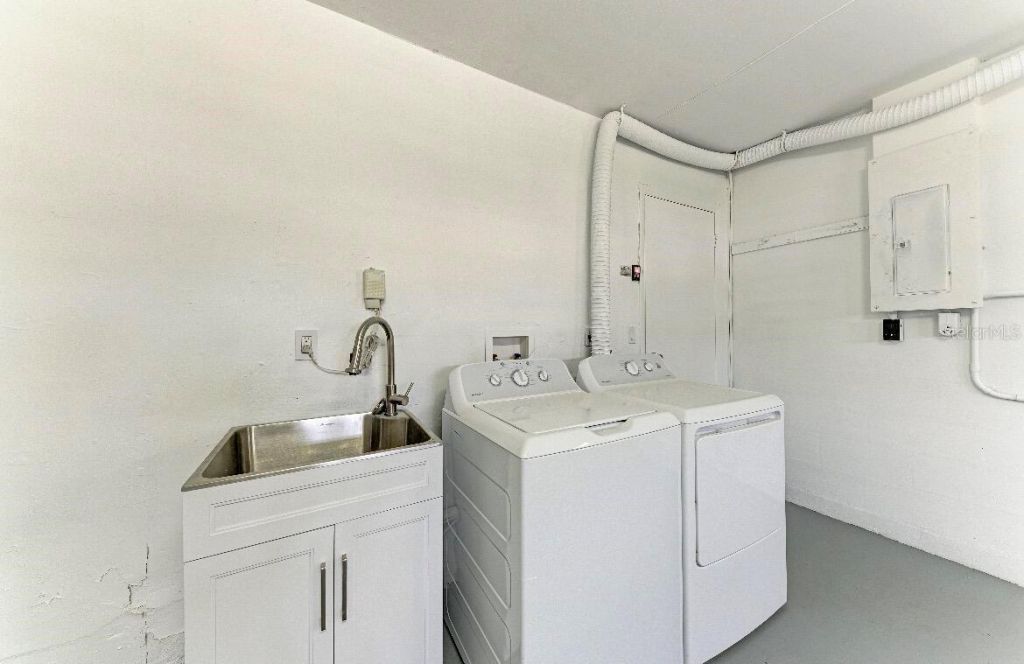 3207 19th Avenue W, Bradenton, FL 34205 Photo