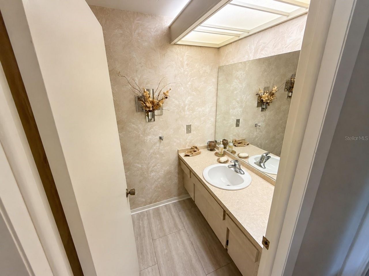 6701 Pemberton View Drive, Seffner, FL 33584 Photo