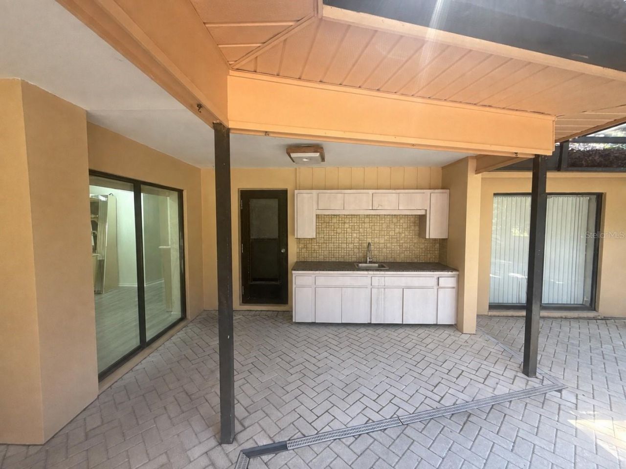 6701 Pemberton View Drive, Seffner, FL 33584 Photo