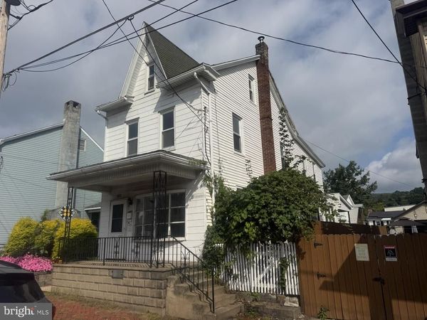 2023 CENTRE STREET , ASHLAND, PA 17921