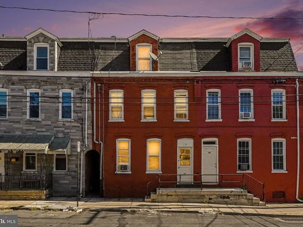 19 NEW DORWART STREET, LANCASTER, PA 17603