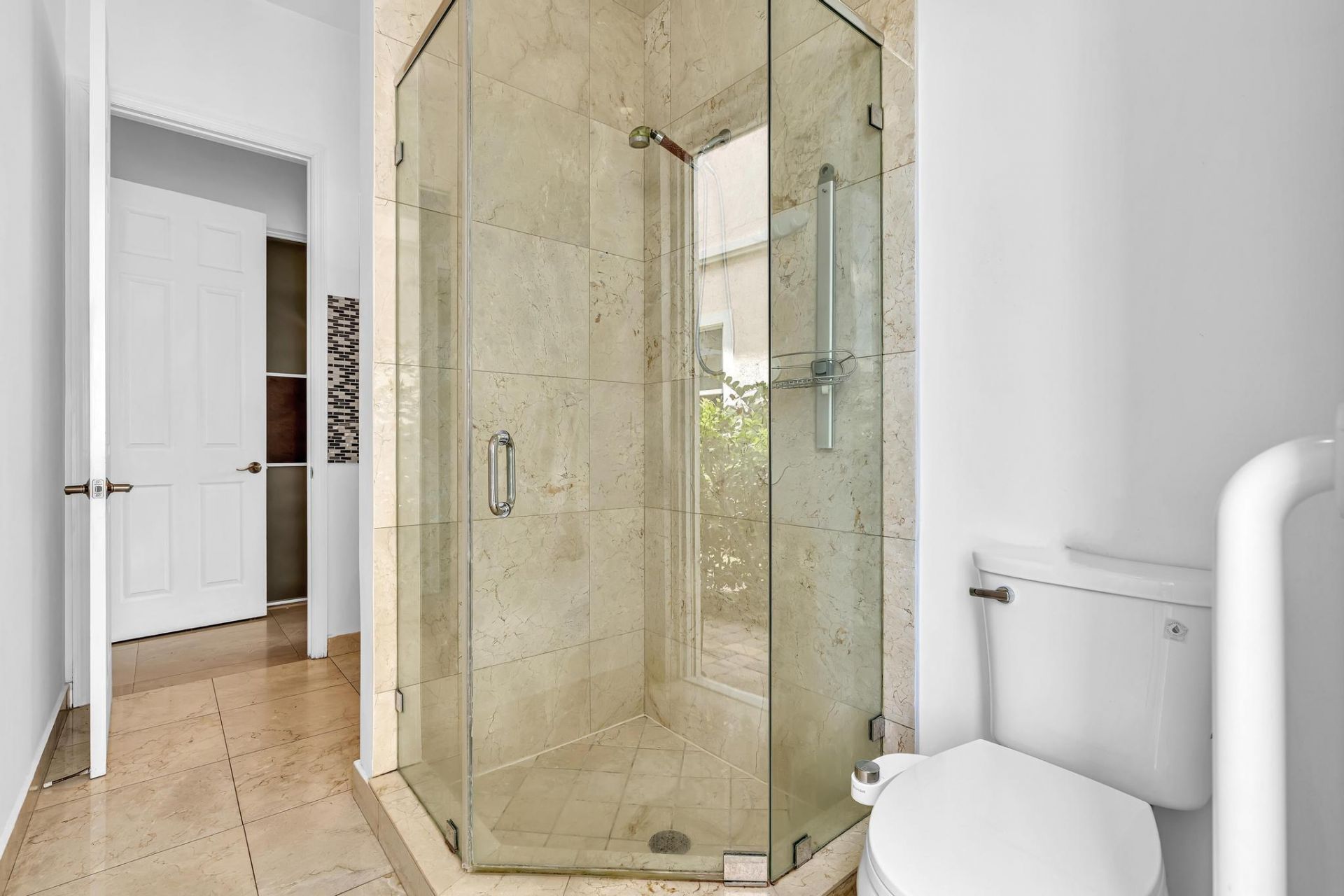 3521 Forest View Circle, Dania Beach, FL 33312 Photo