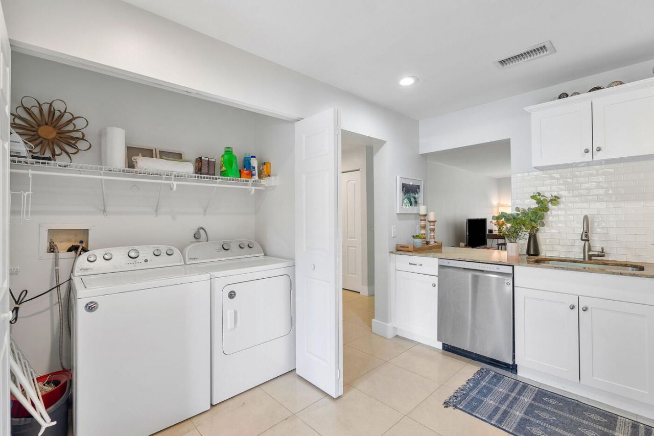 13095 Belhaven Court, Unit 6, Wellington, FL 33414 Photo