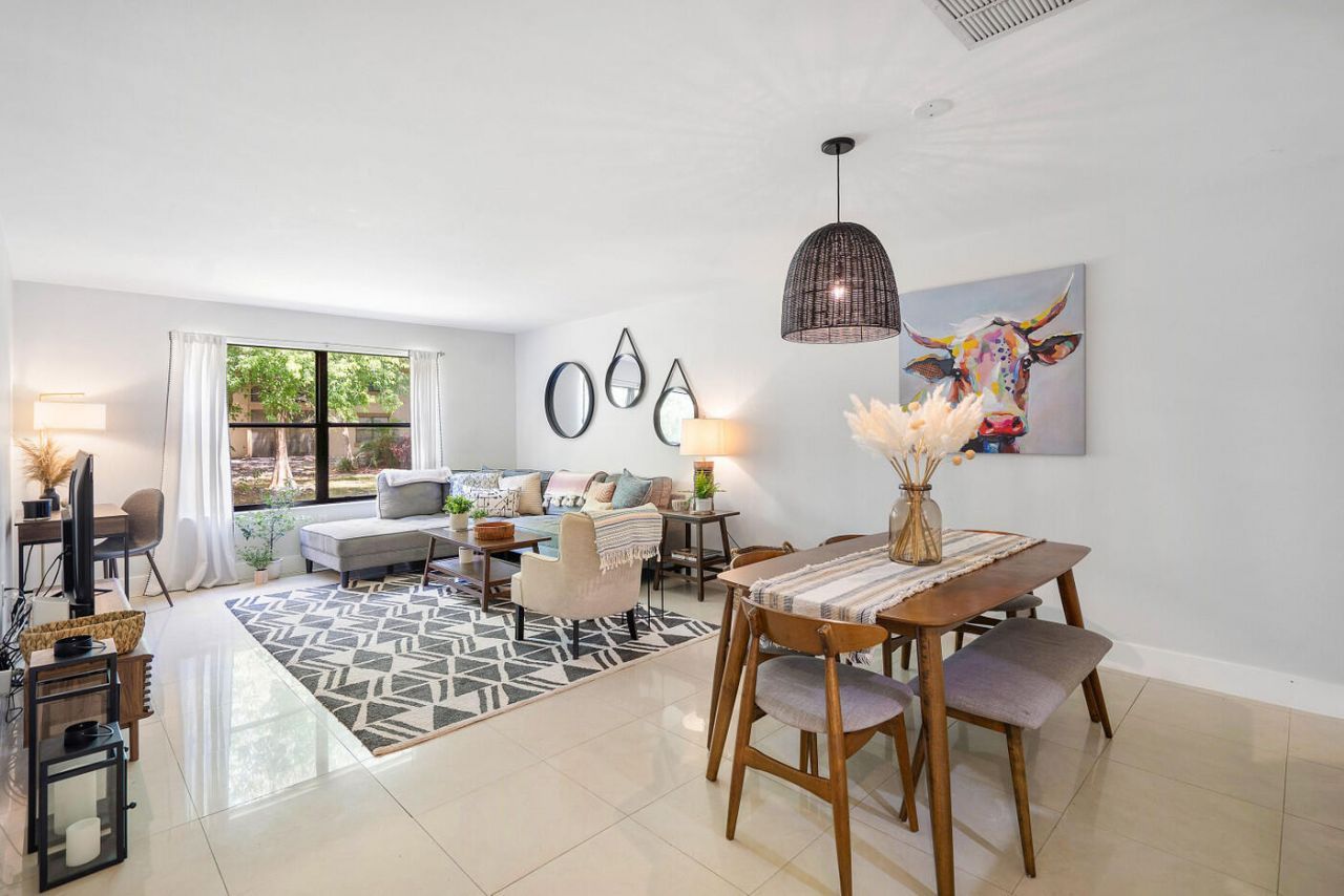 13095 Belhaven Court, Unit 6, Wellington, FL 33414 Photo