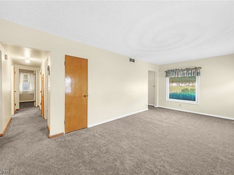 500 Carver Street NW, Massillon, OH 44647 Photo 4