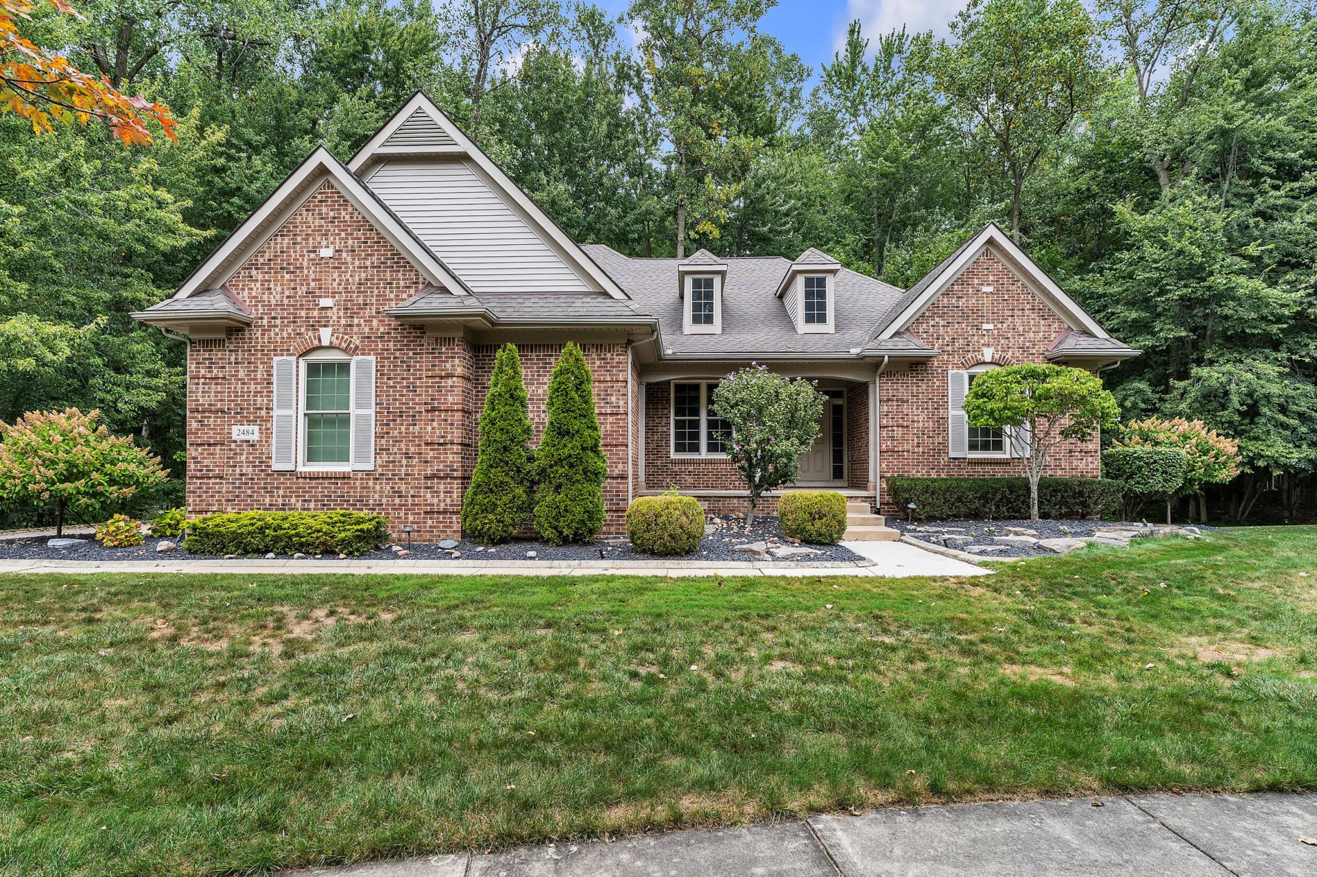2484 Campbell Court, Canton, MI 48188 Main Photo
