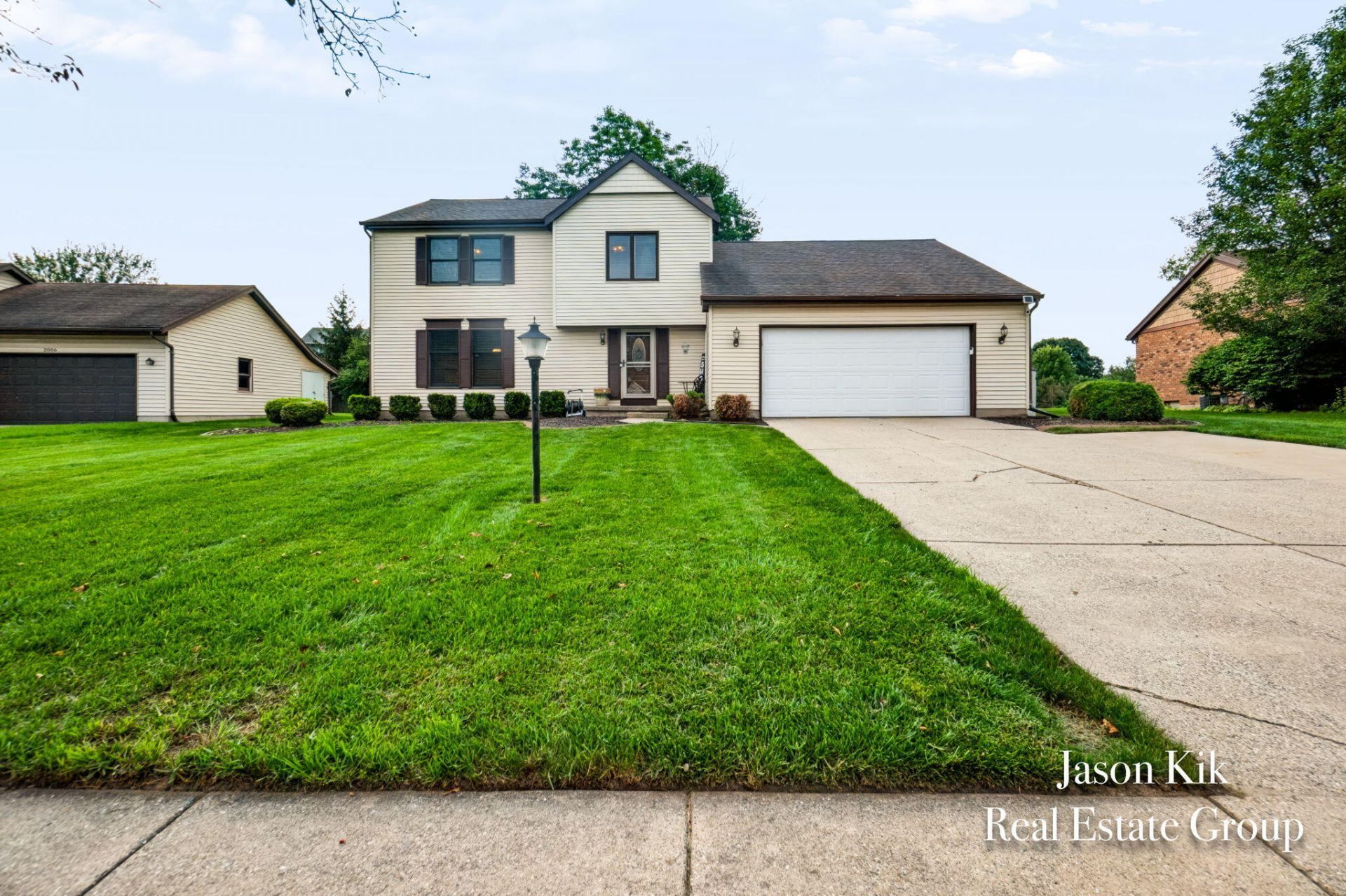 2074 Wolfboro Drive Se, Kentwood, MI 49508 Main Photo