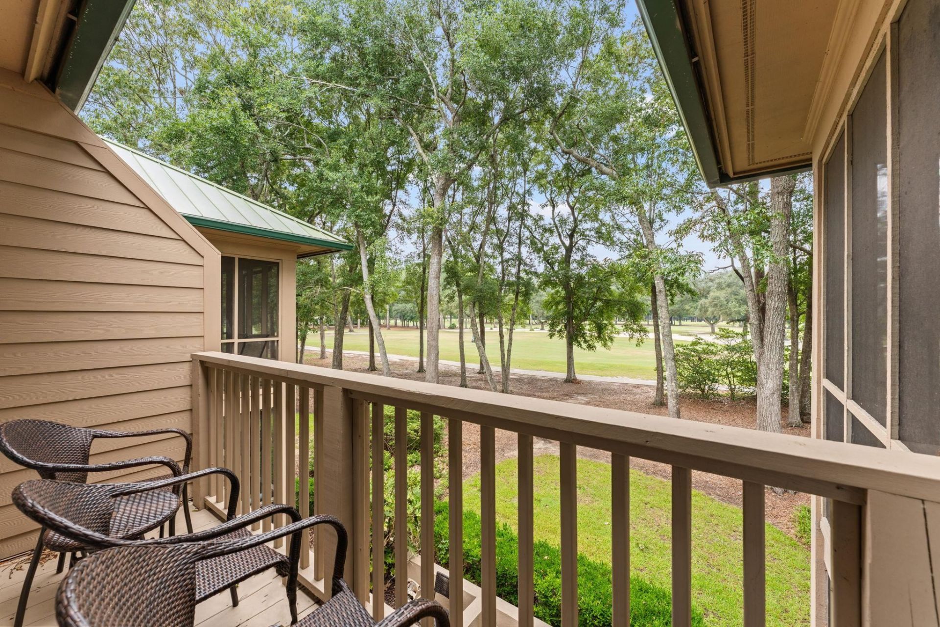 273 Golden Bear Dr. Photo 31