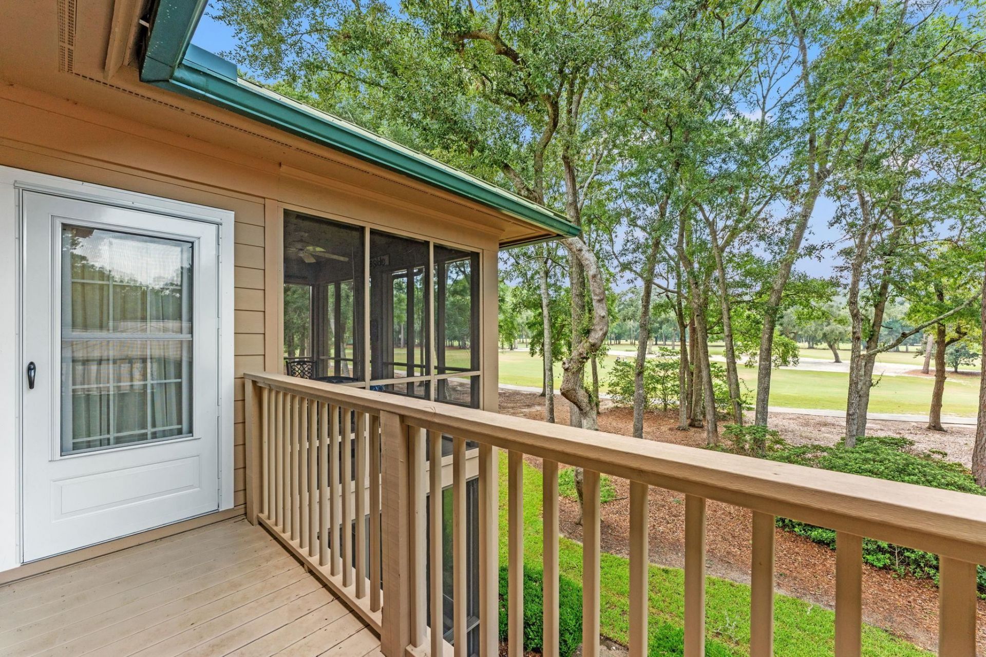 273 Golden Bear Dr. Photo 32