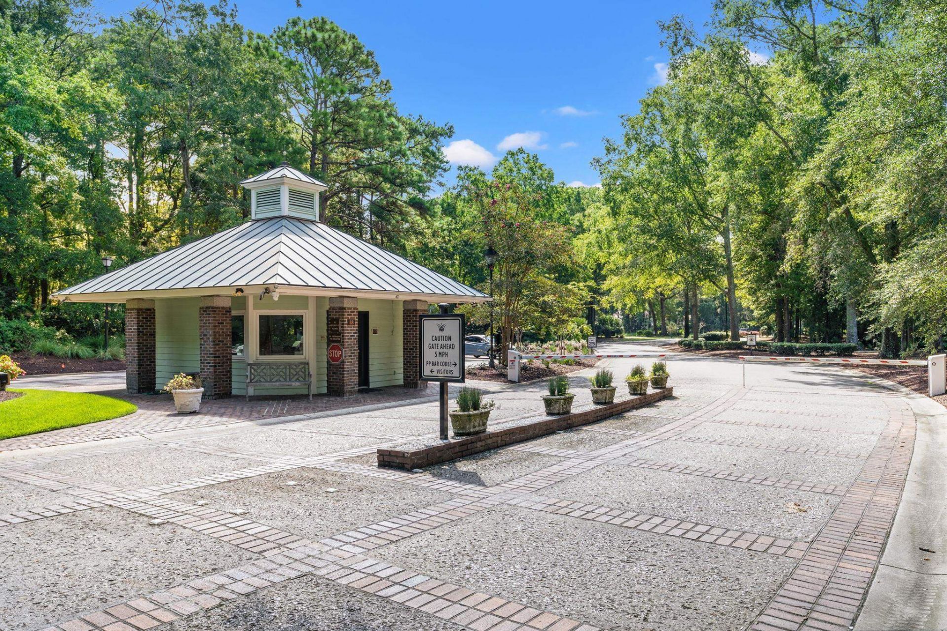 273 Golden Bear Dr. Photo 47